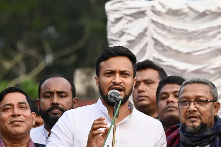 নিরাপত্তার নিশ্চয়তা পেলে ‘দেশে ফিরতে প্রস্তুত’ সাকিব, বিচারের মুখোমুখি হতেও ভয় নেই